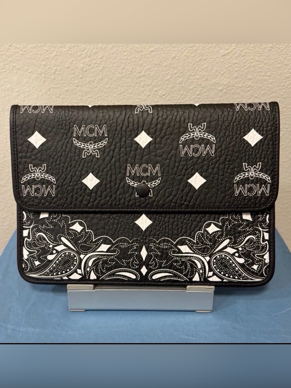NWOT MCM Black Bandana Visetos Tote Insert Pouch Clutch Wallet